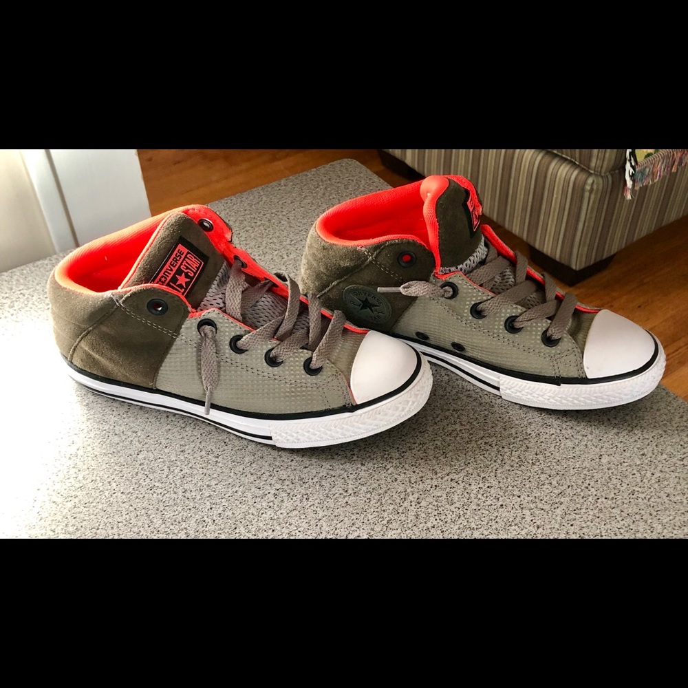 Converse no tie shoes